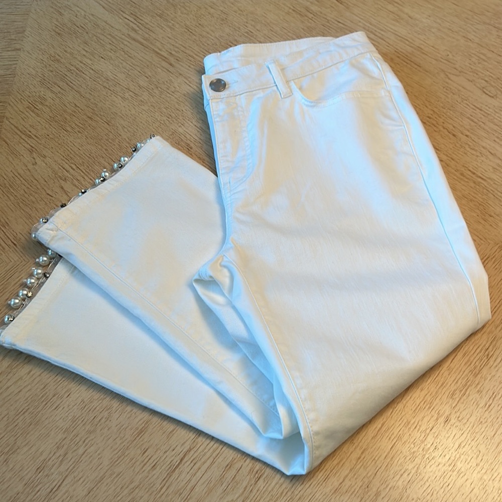 Soft Surroundings White Jeans with Pearl, Rhinestone & Lace Hem (10P) - Picture 8 of 13